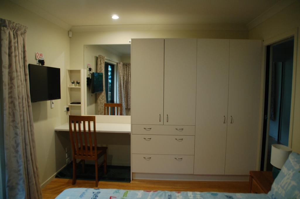 Kohinui Glade Holiday Cottage Parua Bay Екстериор снимка